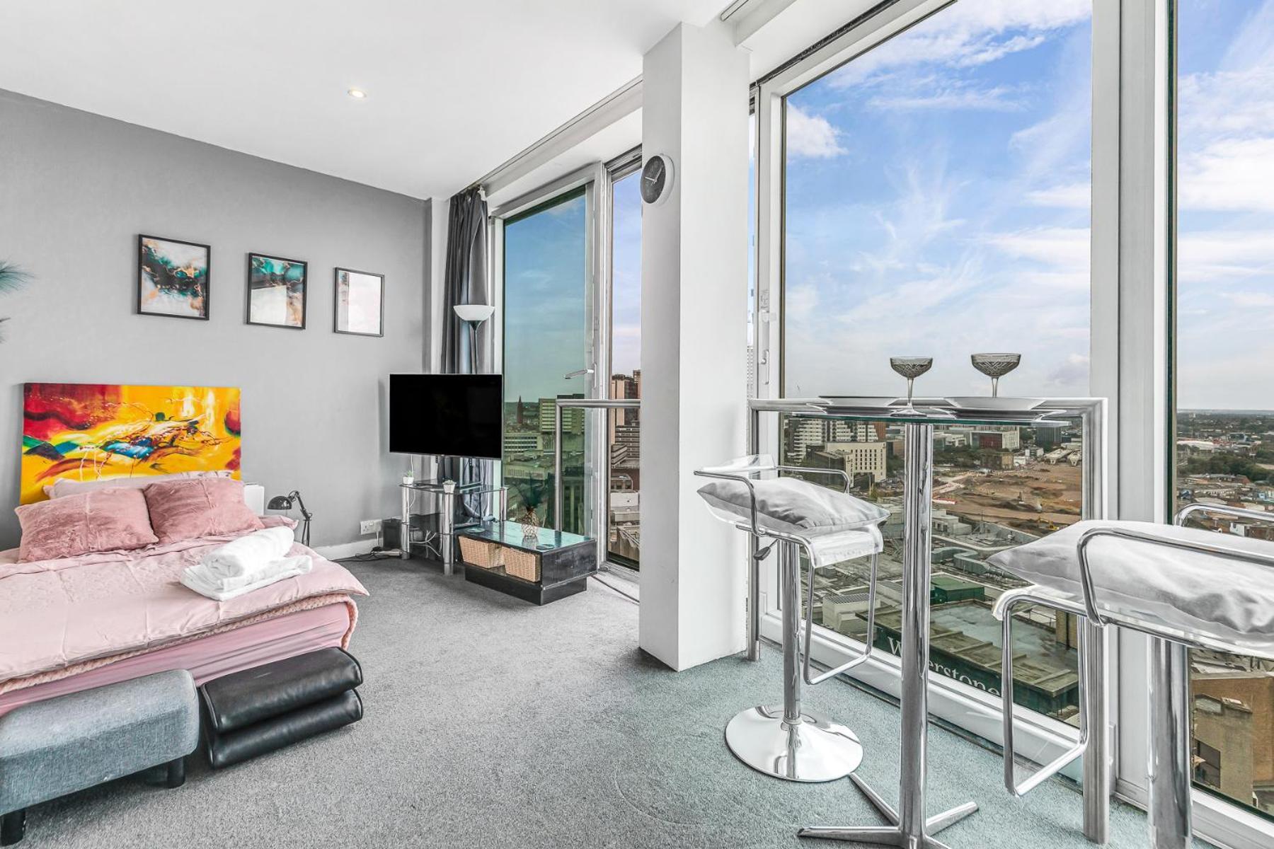 2-Bed Studio At The Heart Of Birmingham City Center エクステリア 写真