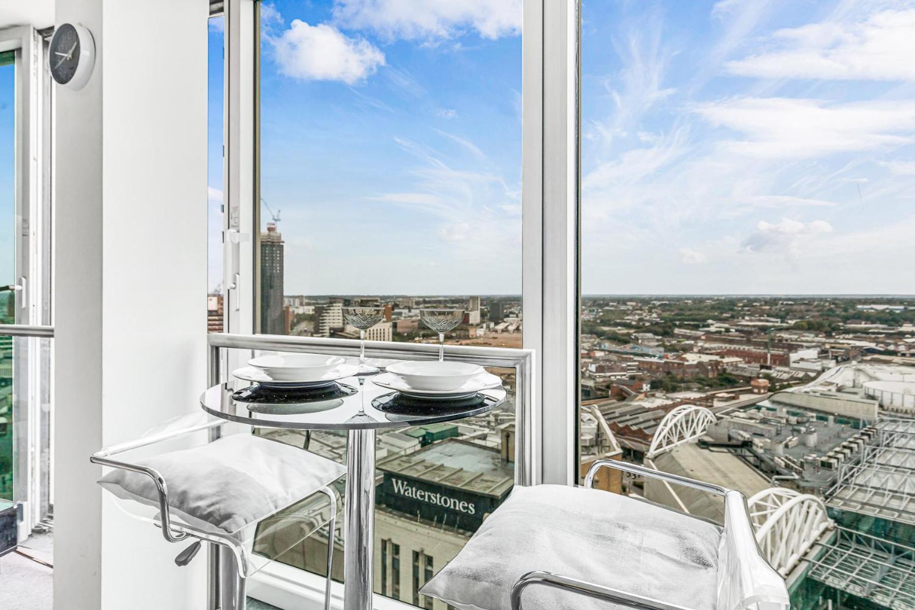 2-Bed Studio At The Heart Of Birmingham City Center エクステリア 写真