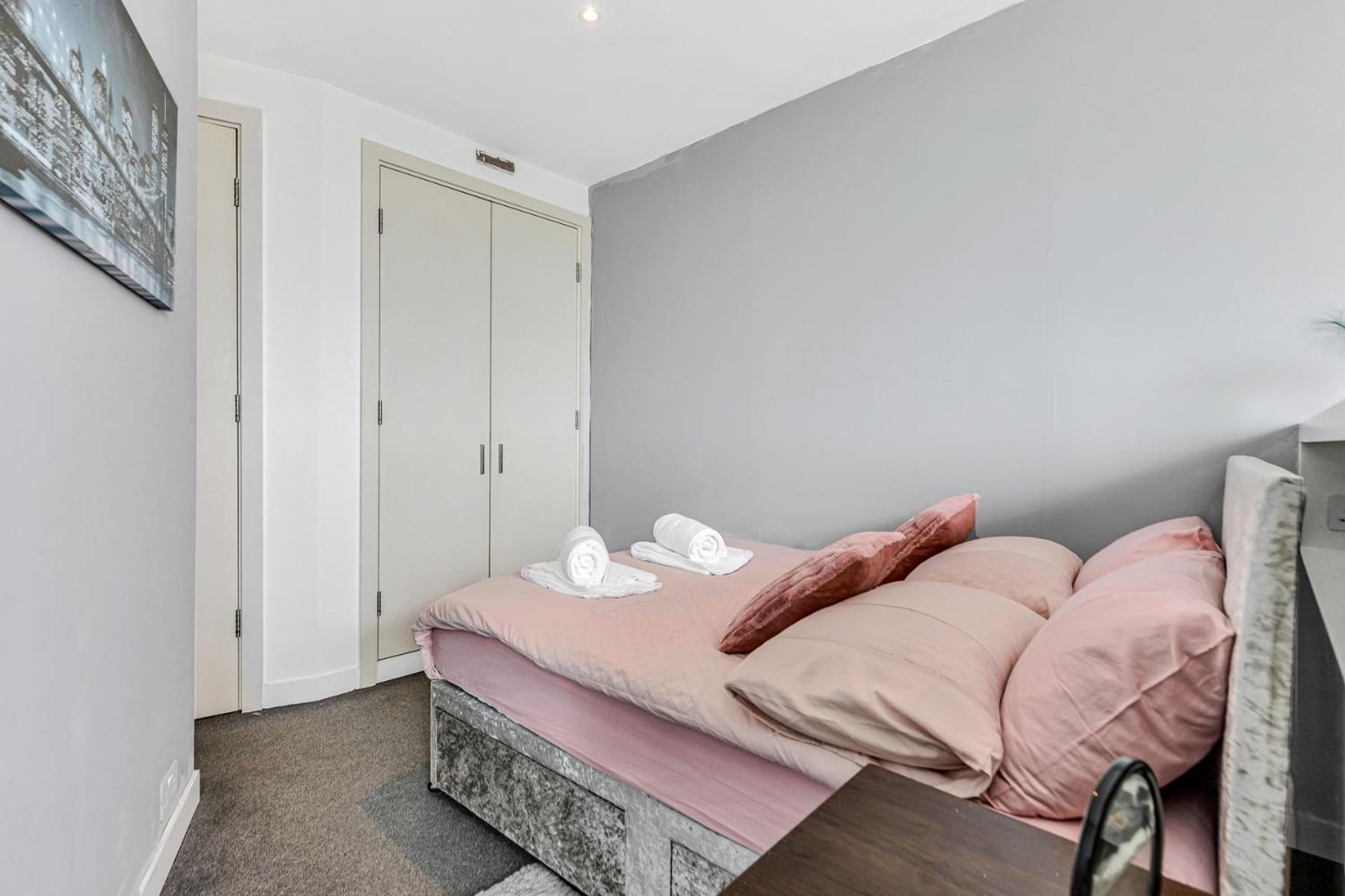 2-Bed Studio At The Heart Of Birmingham City Center エクステリア 写真